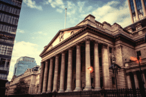 uk-economic-struggles-create-tensions-between-government-and-central-bank